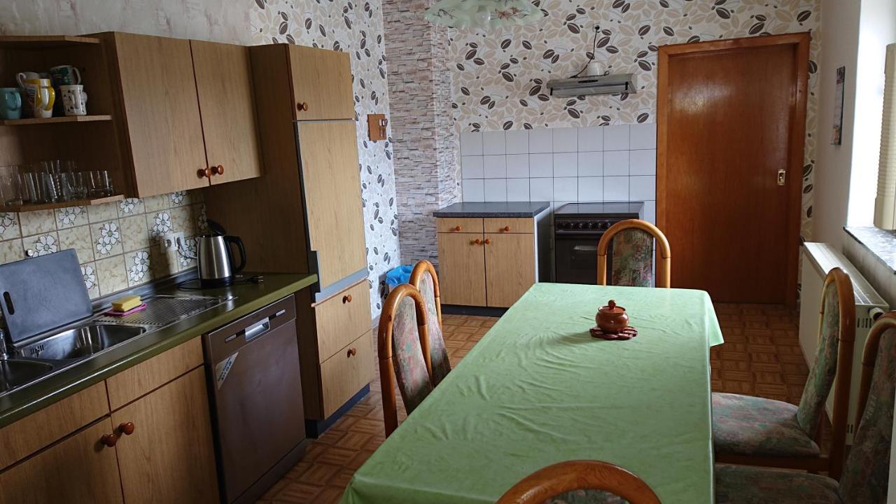 Ferienwohnung Linde - Marburg Biedenkopf Mit 5 Zimmer Und Balkon Frechenhausen Zewnętrze zdjęcie